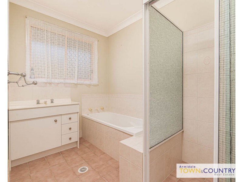 40 Claude Street, Armidale NSW 2350