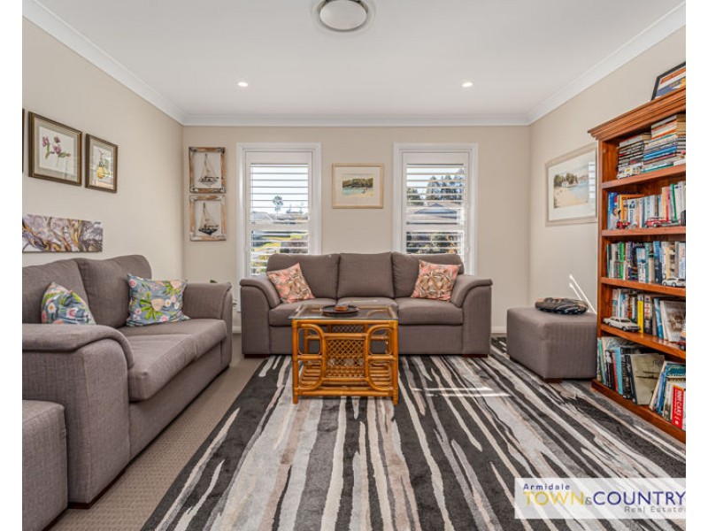 18 Amber Close, Armidale NSW 2350