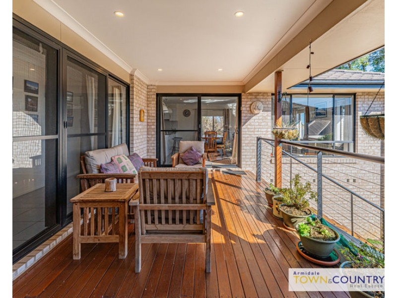 18 Amber Close, Armidale NSW 2350