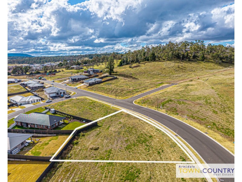 23 Honeysuckle Drive, Armidale NSW 2350