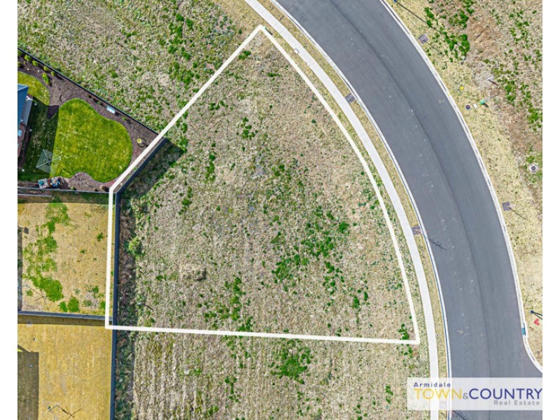 23 Honeysuckle Drive, Armidale NSW 2350