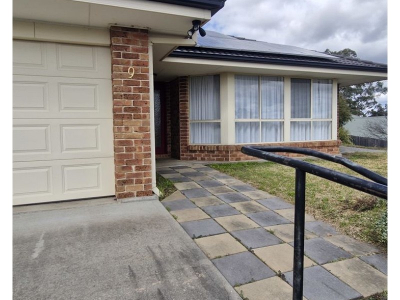 9 Birch Cres, Armidale NSW 2350
