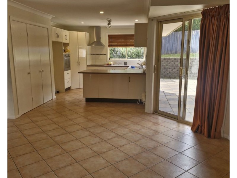 9 Birch Cres, Armidale NSW 2350