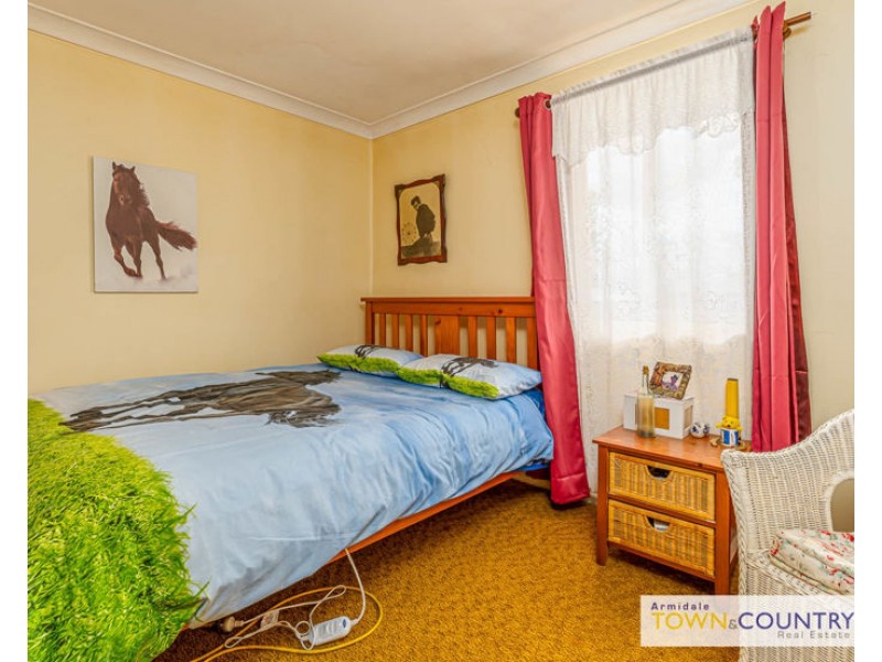 41 East Street, Uralla NSW 2358