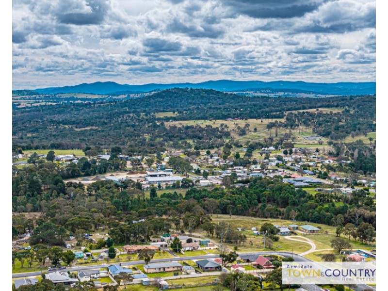 41 East Street, Uralla NSW 2358