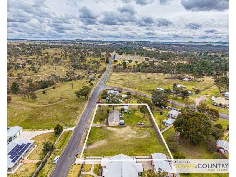 41 East Street, Uralla NSW 2358