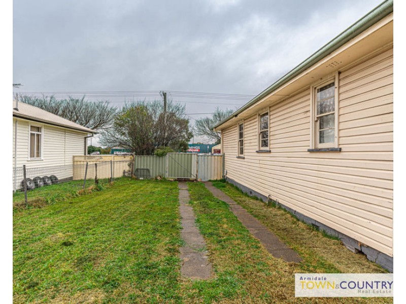168 Canambe Street, Armidale NSW 2350