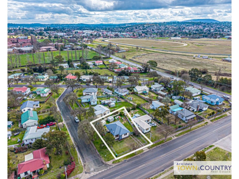 168 Canambe Street, Armidale NSW 2350