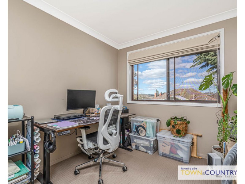 5 Laurence Avenue, Armidale NSW 2350