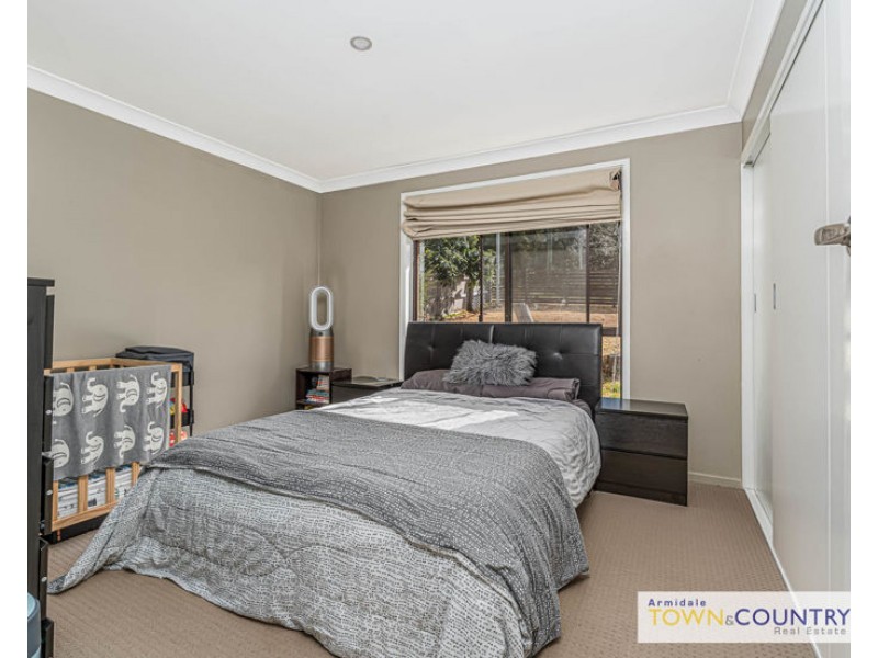 5 Laurence Avenue, Armidale NSW 2350