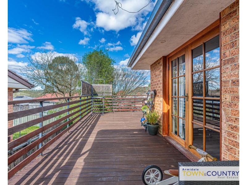 5 Laurence Avenue, Armidale NSW 2350