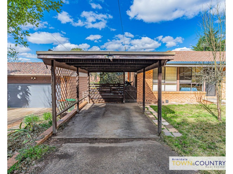 5 Laurence Avenue, Armidale NSW 2350