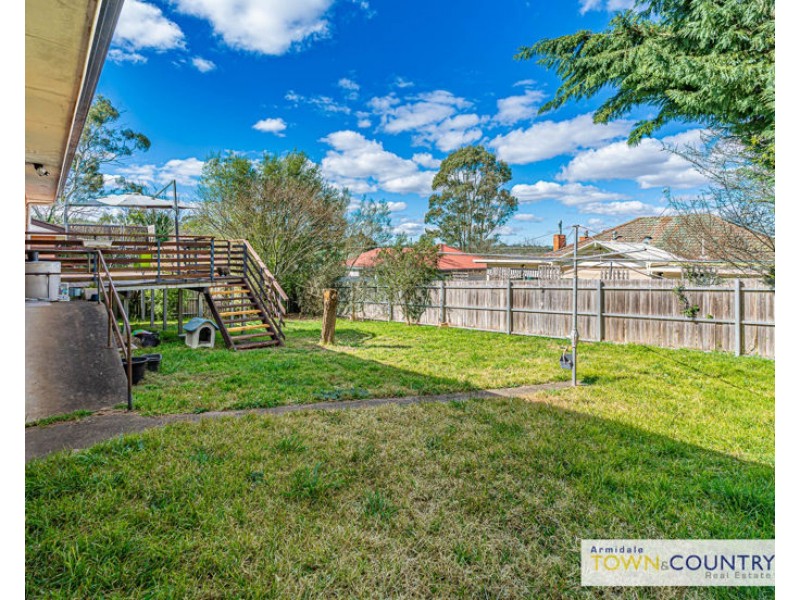 5 Laurence Avenue, Armidale NSW 2350