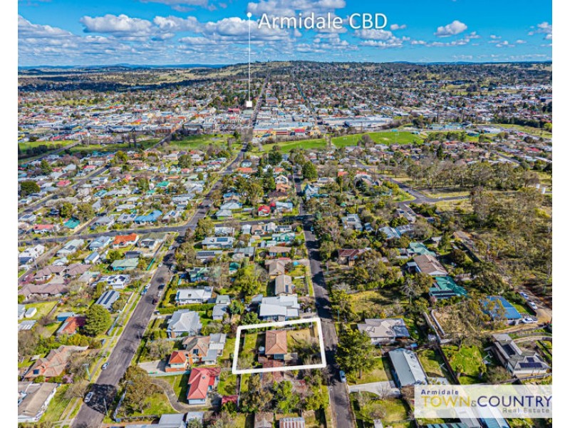 5 Laurence Avenue, Armidale NSW 2350