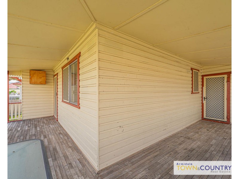 121 Taylor Street, Armidale NSW 2350