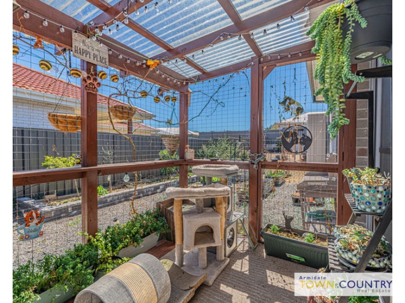 13 Willow Way, Armidale NSW 2350