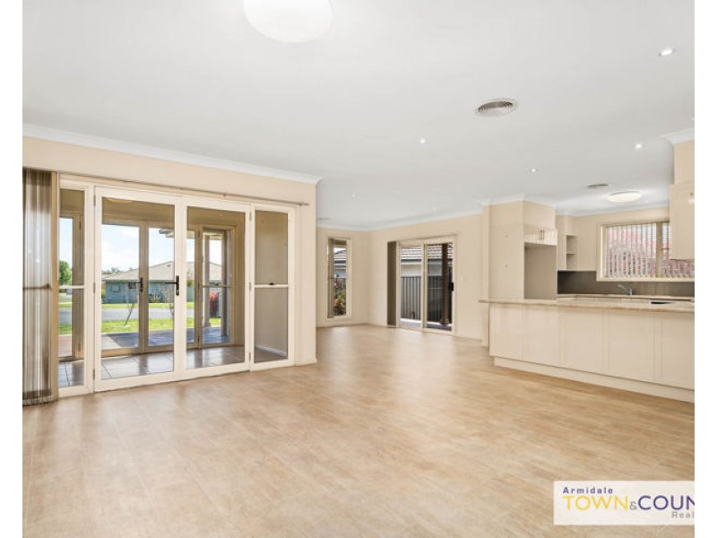 5 Rusden Court, Armidale NSW 2350