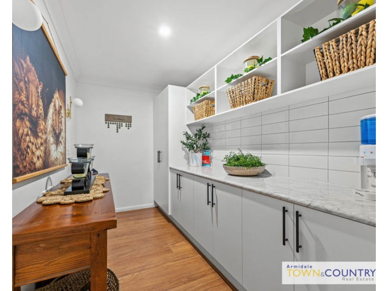 8 Braebank Avenue, Armidale NSW 2350