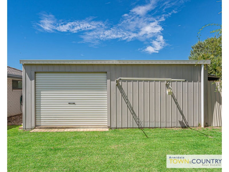 8 Braebank Avenue, Armidale NSW 2350