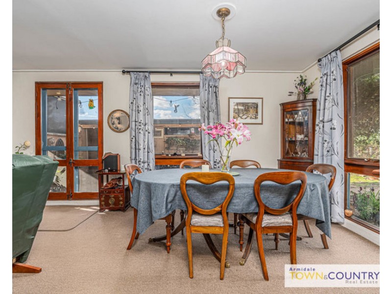 4 Sunset Avenue, Armidale NSW 2350