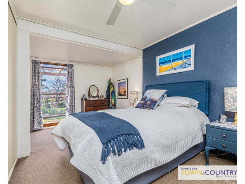 4 Sunset Avenue, Armidale NSW 2350
