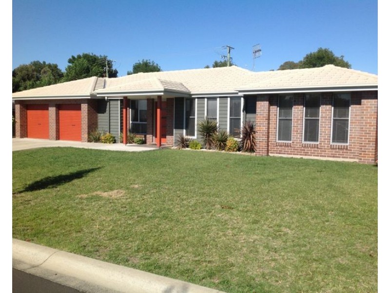 9 Albion close, Armidale NSW 2350