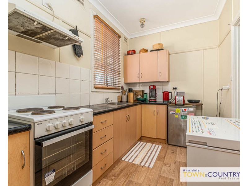 166 Canambe Street, Armidale NSW 2350