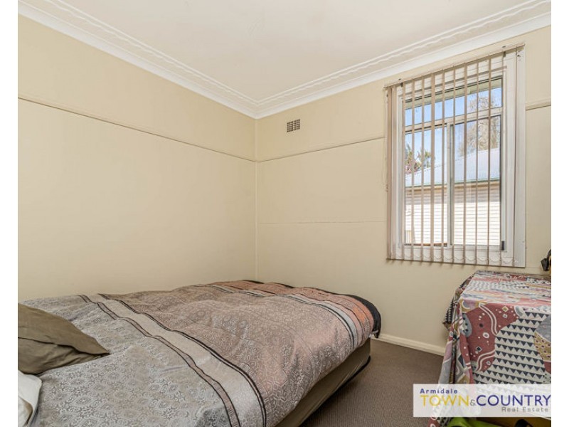 166 Canambe Street, Armidale NSW 2350