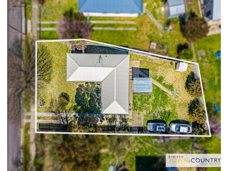 166 Canambe Street, Armidale NSW 2350