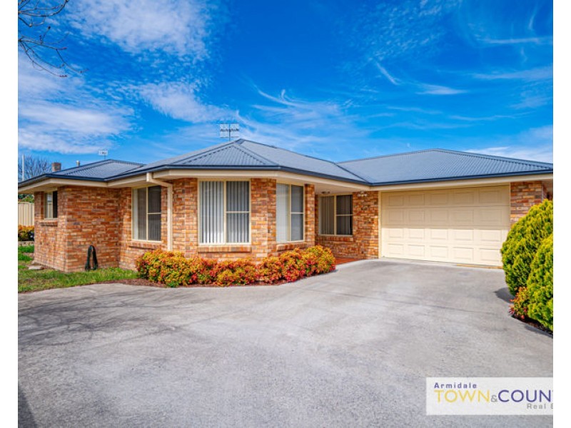 5a Mayfield Avenue, Armidale NSW 2350