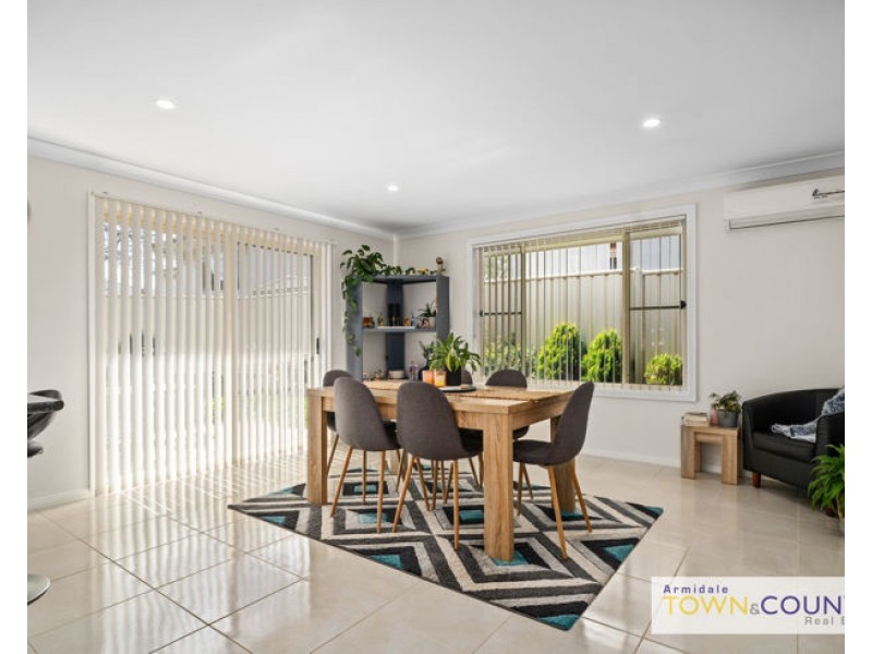 5a Mayfield Avenue, Armidale NSW 2350