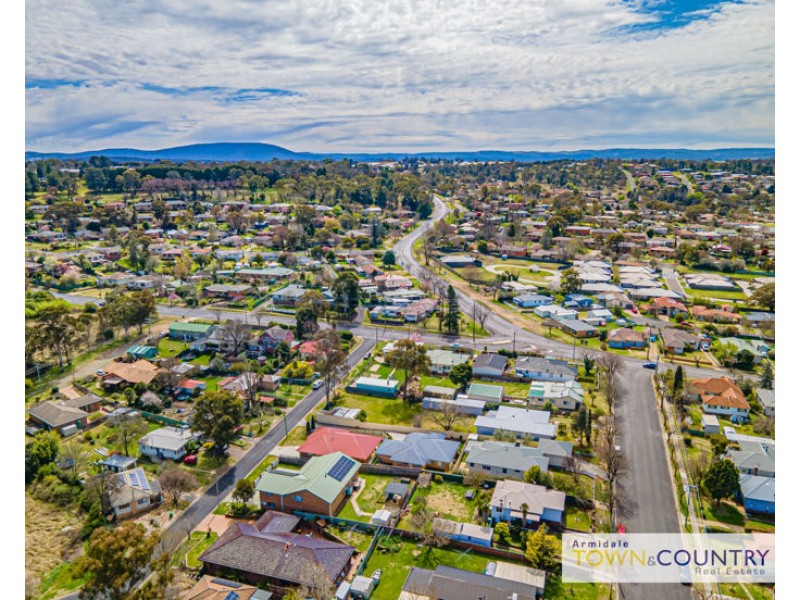 5a Mayfield Avenue, Armidale NSW 2350