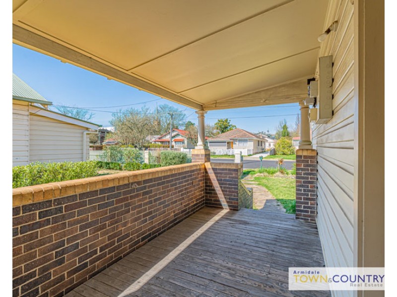 144 Jessie Street, Armidale NSW 2350