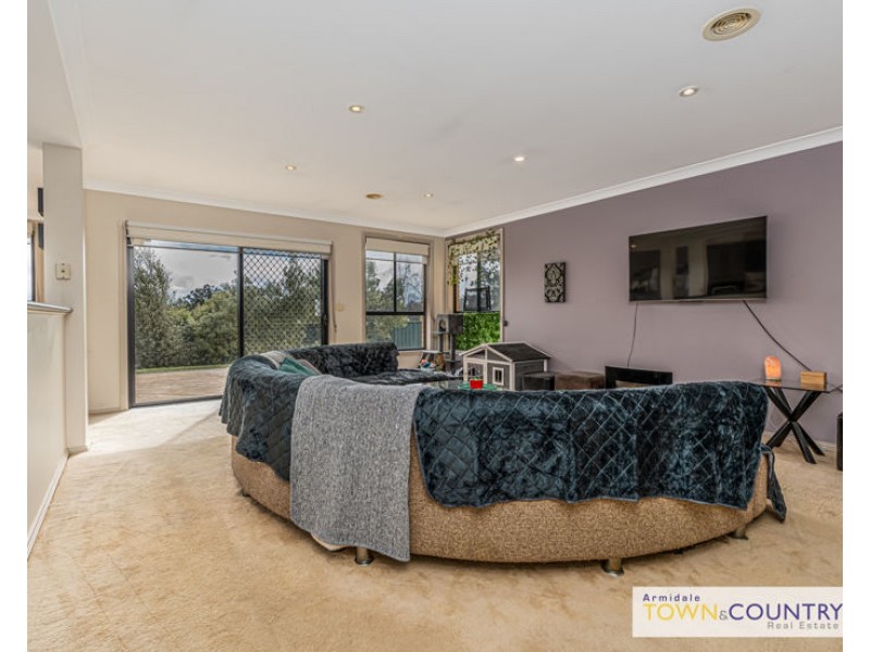 25 Norris Drive, Armidale NSW 2350