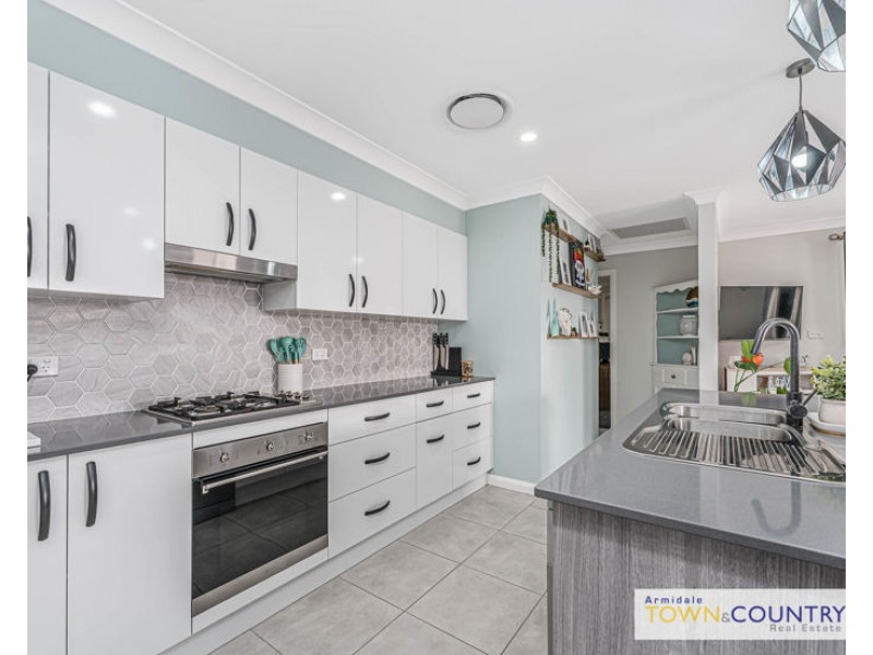 30 Sunrise Crescent, Armidale NSW 2350
