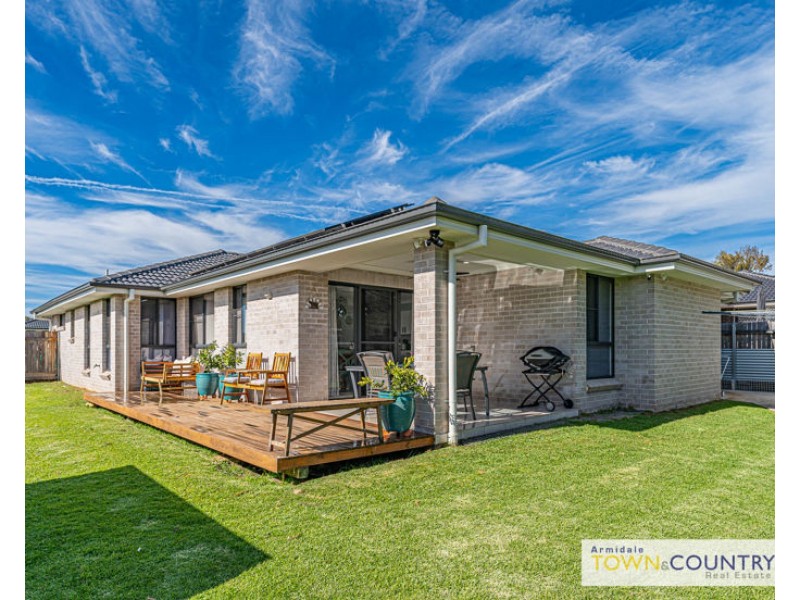 30 Sunrise Crescent, Armidale NSW 2350