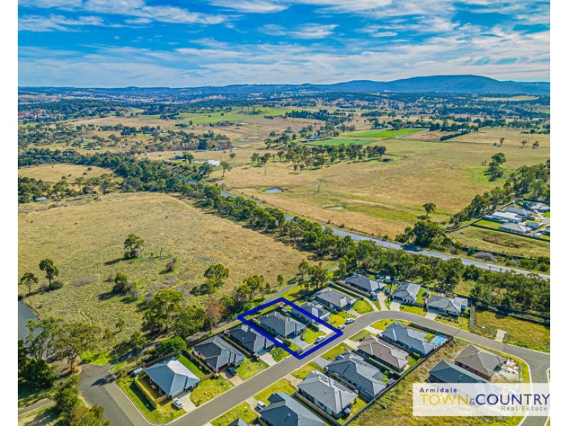 30 Sunrise Crescent, Armidale NSW 2350