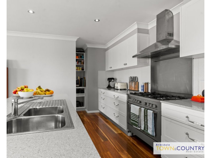 4 Hinton Terrace, Armidale NSW 2350