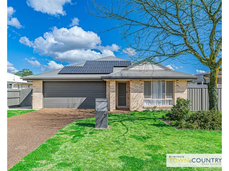 16 Claret Ash Drive, Guyra NSW 2365