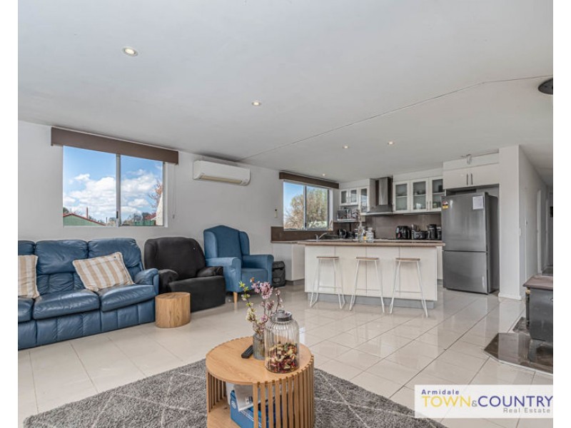 4 Claude Street, Armidale NSW 2350