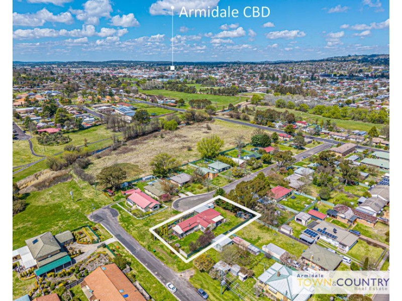 4 Claude Street, Armidale NSW 2350