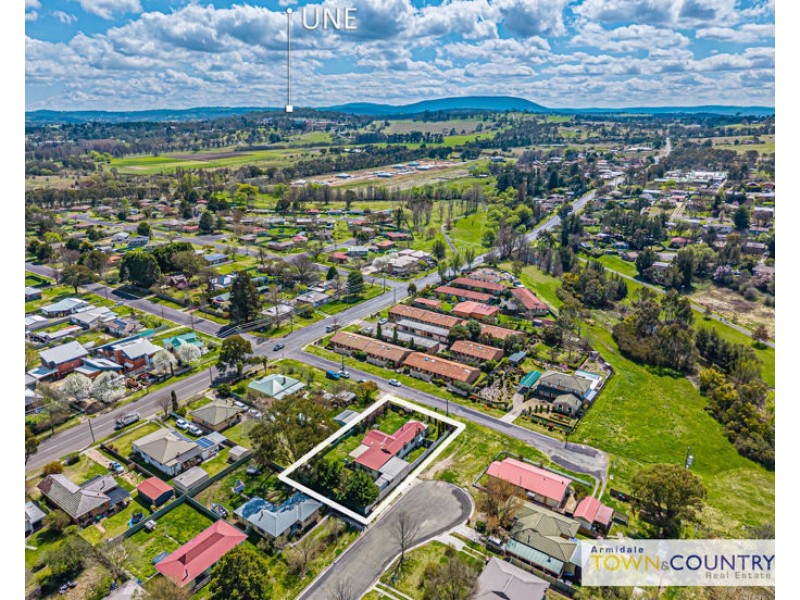4 Claude Street, Armidale NSW 2350
