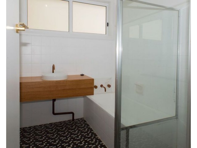 50 Garibaldi Street, Armidale NSW 2350