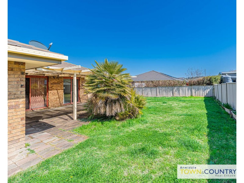 94 Fittler Close, Armidale NSW 2350
