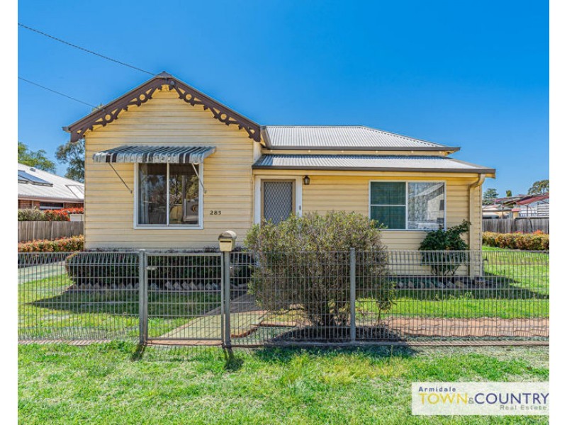285 Rusden Street, Armidale NSW 2350