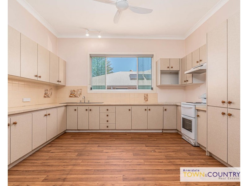 285 Rusden Street, Armidale NSW 2350