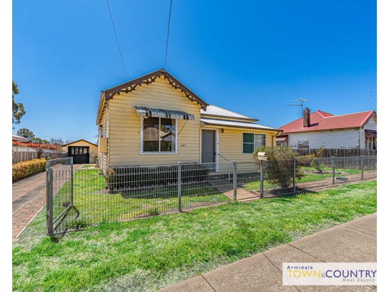 285 Rusden Street, Armidale NSW 2350