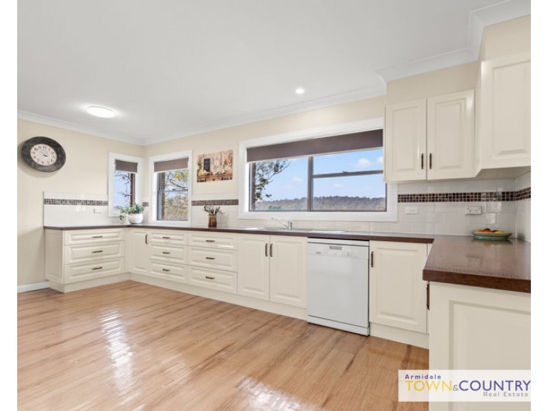117 Herbert Park Road, Armidale NSW 2350