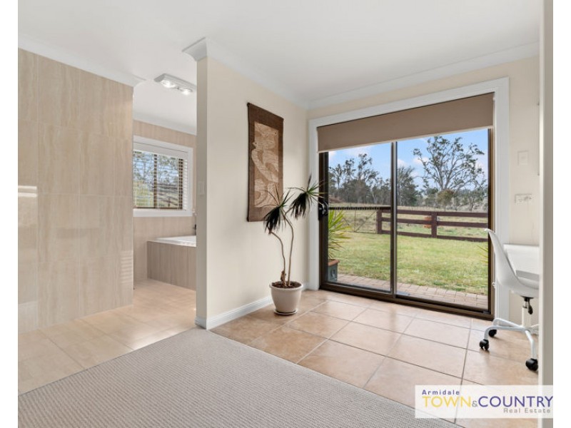 117 Herbert Park Road, Armidale NSW 2350