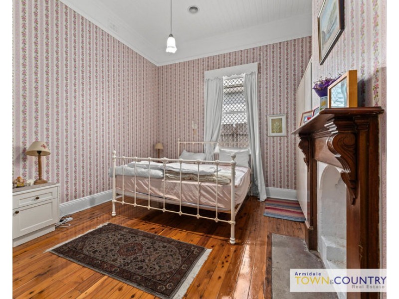 151 Brown Street, Armidale NSW 2350